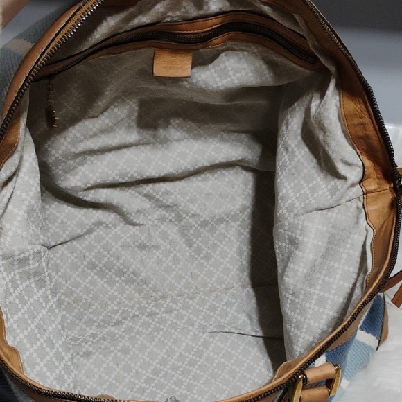 SALE! Auth Gucci Blue & White Striped Leather Trim Travel/Duffle Bag W Strap - Picture 10 of 16